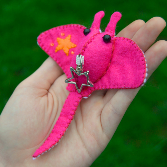Manta Ray Keychain